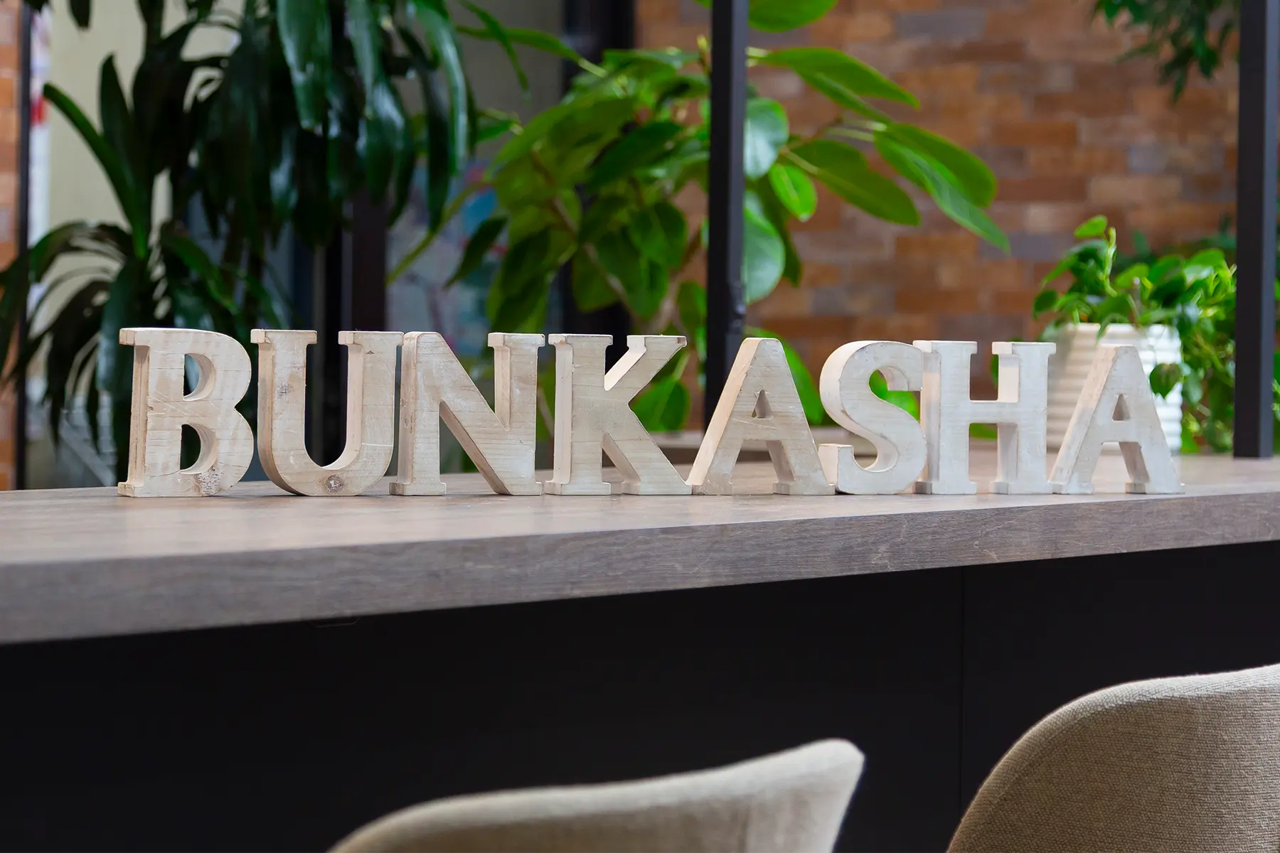 会社を支える管理部の業務風景